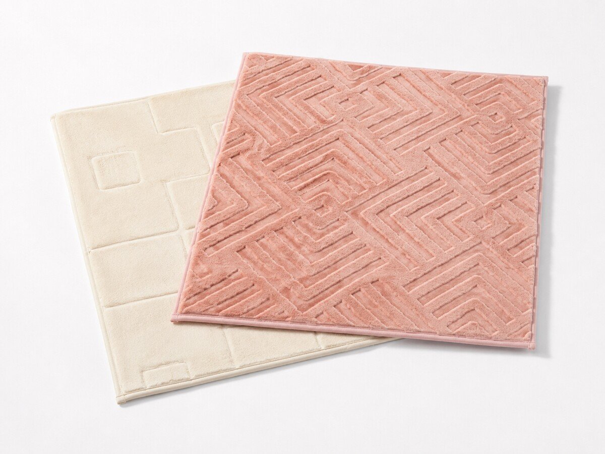 MT-18 Embossed Memory Foam Bath Mat